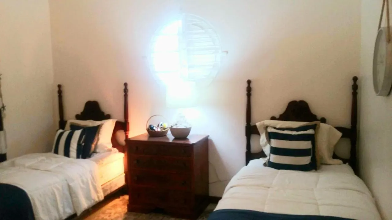 Apartment Amazing Location! Walk To Town, Beach & Dinner - Payment Required To Reserve Ocho Rios Jamaica